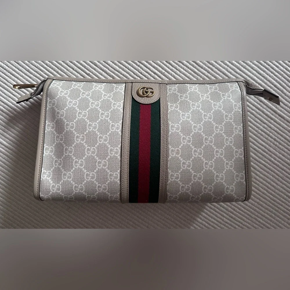 Gucci GG Supreme Portfolio - Picture 4 of 7